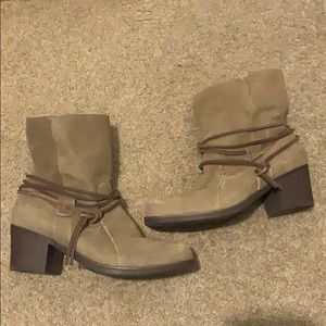 NWOT Eddie Bauer Louise Leather Ankle Boots Brown